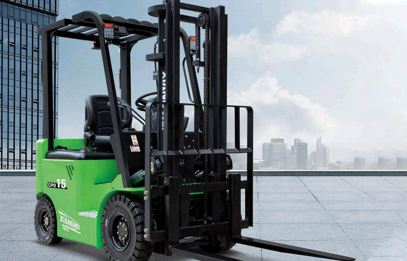 電動叉車油溫過高時,應使用注意什么?